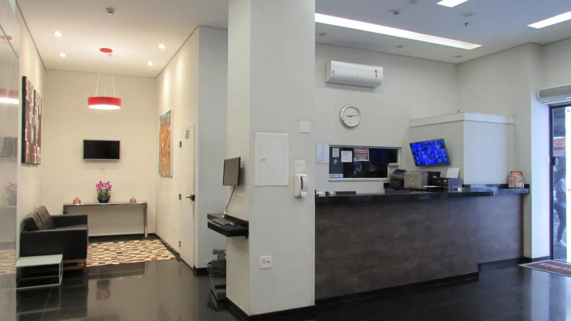 Hotel Urbis A 10 Minutos Rua 25 De Marco, Bras,Bom Retiro,A 2 Minutos Do Mirante Sampa Sky São Paulo
