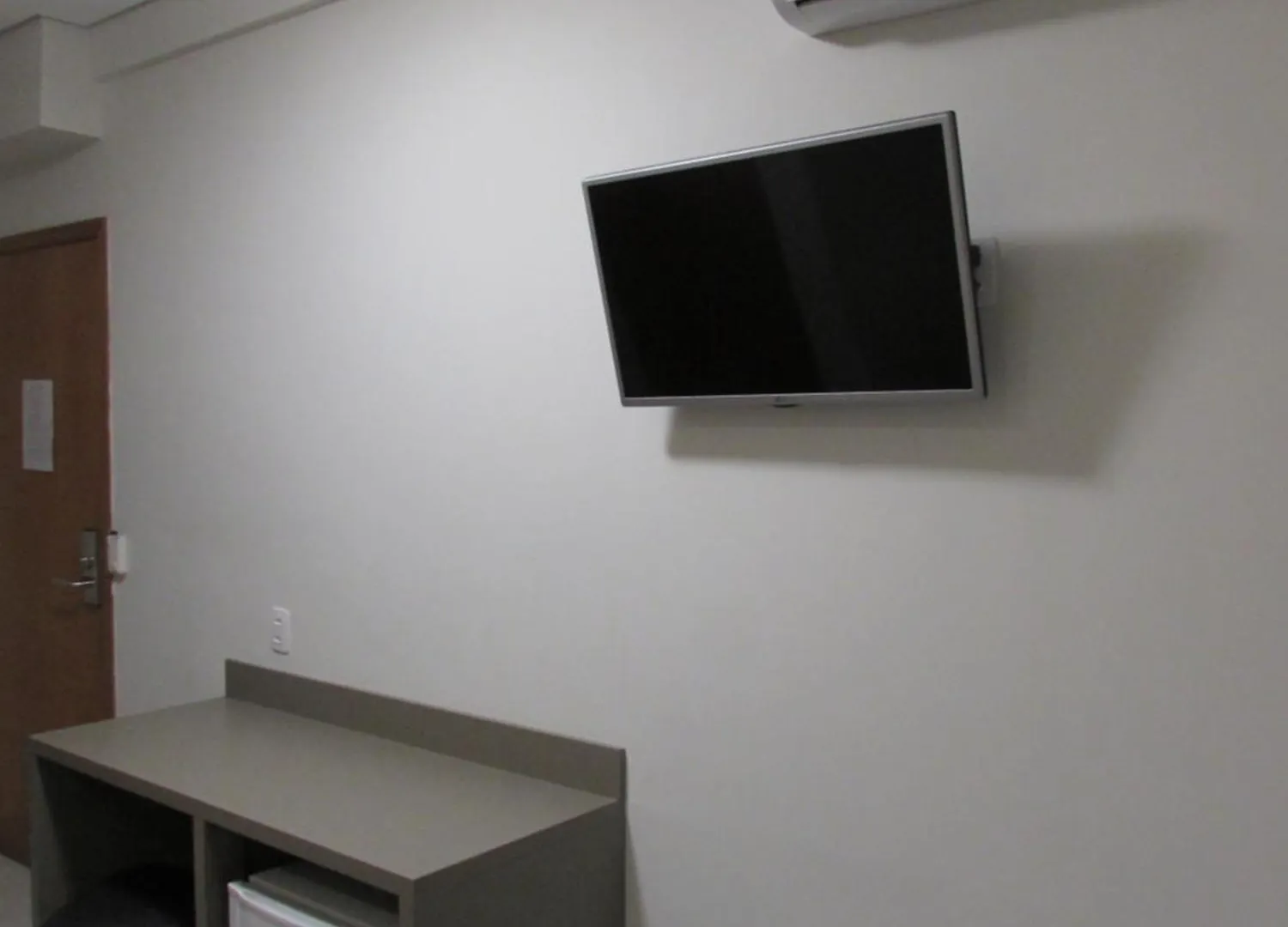 Hotel Urbis A 10 Minutos Rua 25 De Marco, Bras,Bom Retiro,A 2 Minutos Do Mirante Sampa Sky São Paulo